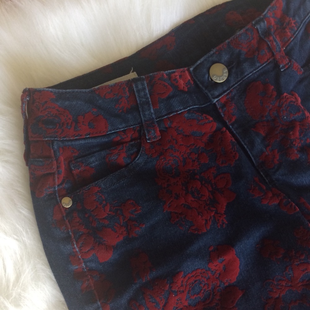 Decree Velvet Rose Print Skinny Jeans